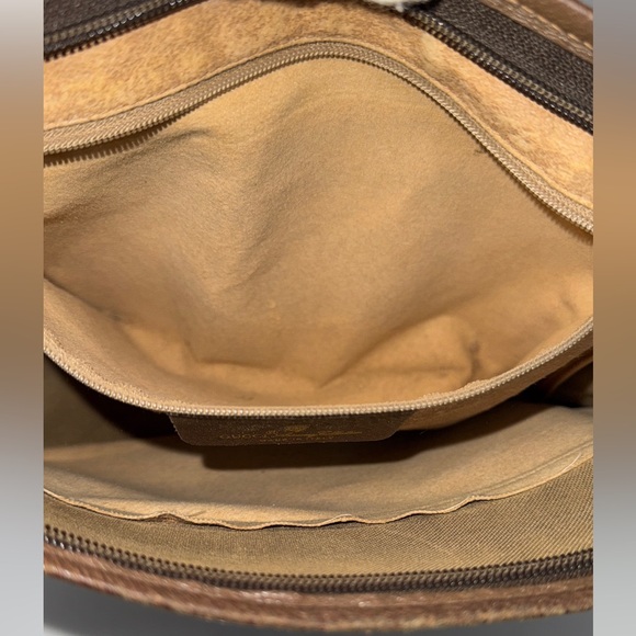 Auth Vintage GUCCI Clutch - Picture 14 of 15